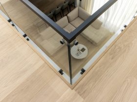 Balustradă din geam securizat-laminat pe picior suport